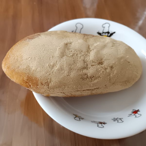 買ってきてもらった揚げパンの写真