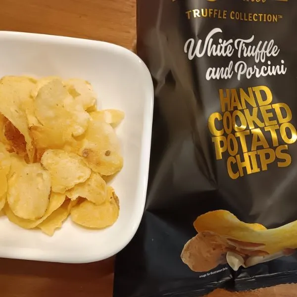 ハンターズ ポテトチップス 白トリュフ＆ポルチーニ茸風味の実食画像